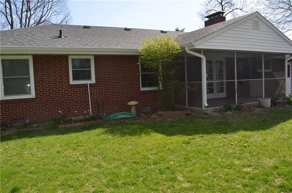 1115 Scatterfield Road Anderson, IN 46012 - Photo 2 of 15