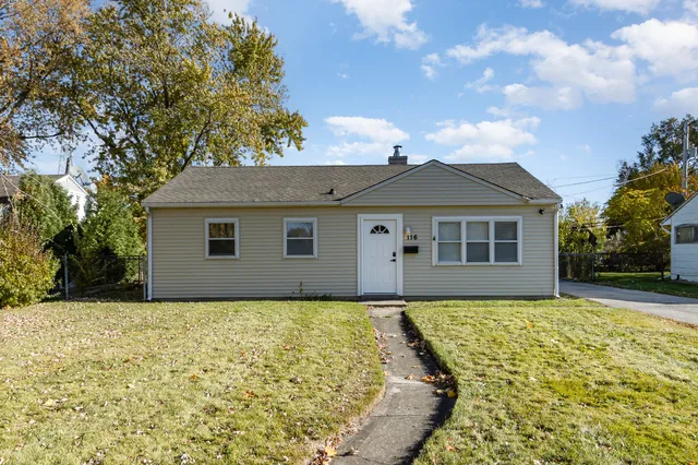 $270,000 | 116 South Hammes Avenue, Joliet, IL 60436