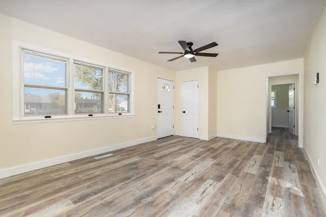 $270,000 | 116 South Hammes Avenue, Joliet, IL 60436