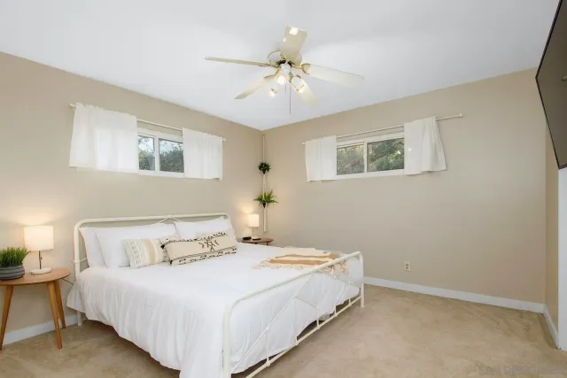 $999,900 | 909 Donnan Place, Vista, CA 92084