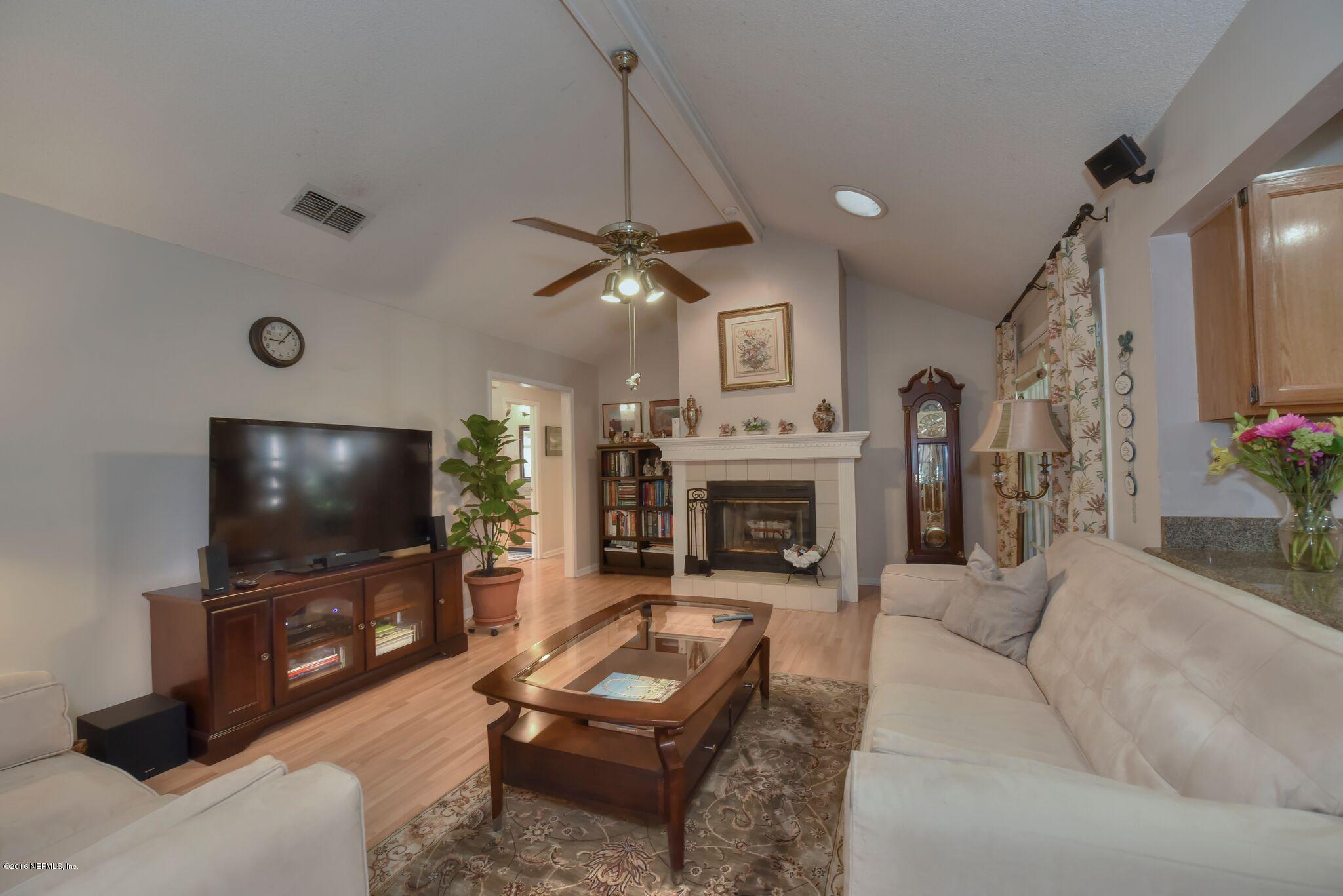 1813 Rambling Ridge Lane Jacksonville, FL 32225 - Photo 8 of 35 Family Room