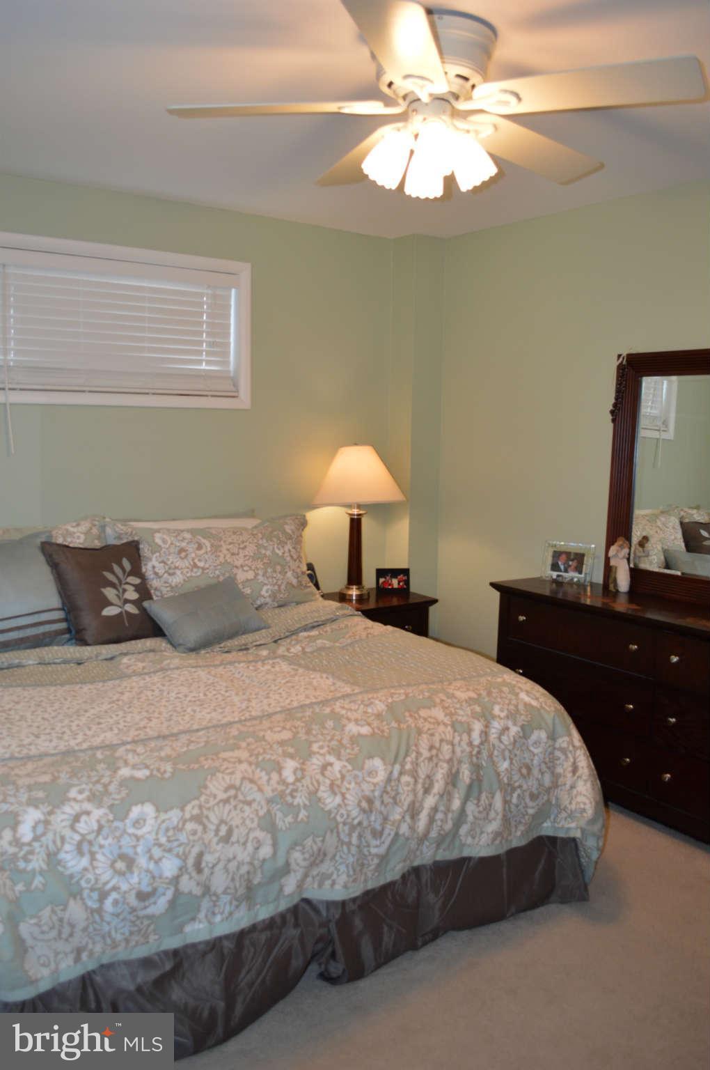 28 Edgemoor Road Timonium, MD 21093 - Photo 14 of 29 1st Floor Bedroom (Master)