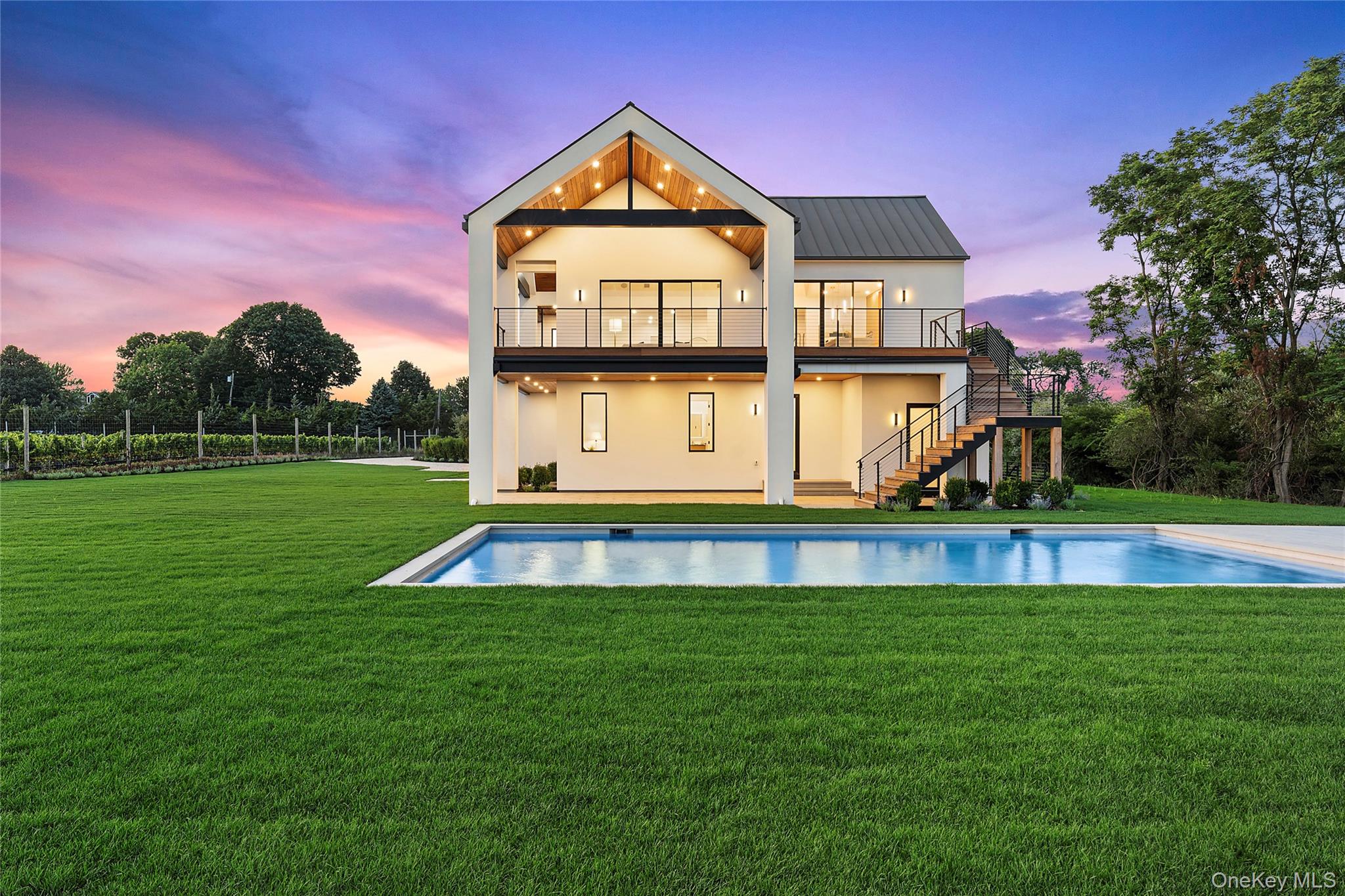 19620 Soundview Avenue Southold, NY 11971 - Photo 2 of 28