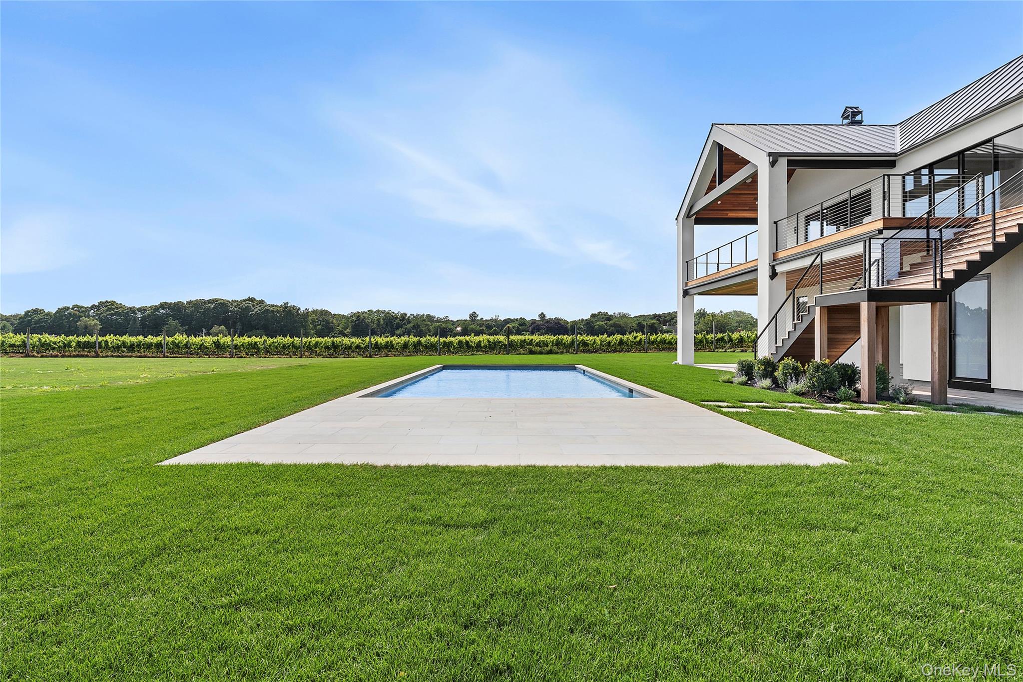 19620 Soundview Avenue Southold, NY 11971 - Photo 22 of 28