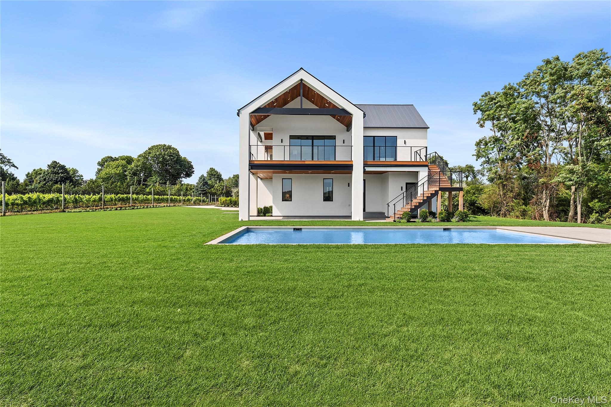 19620 Soundview Avenue Southold, NY 11971 - Photo 23 of 28