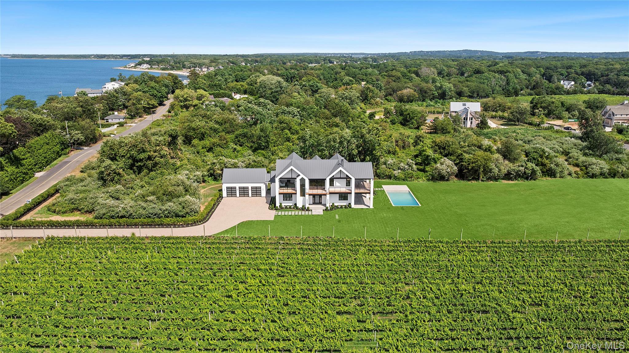 19620 Soundview Avenue Southold, NY 11971 - Photo 24 of 28