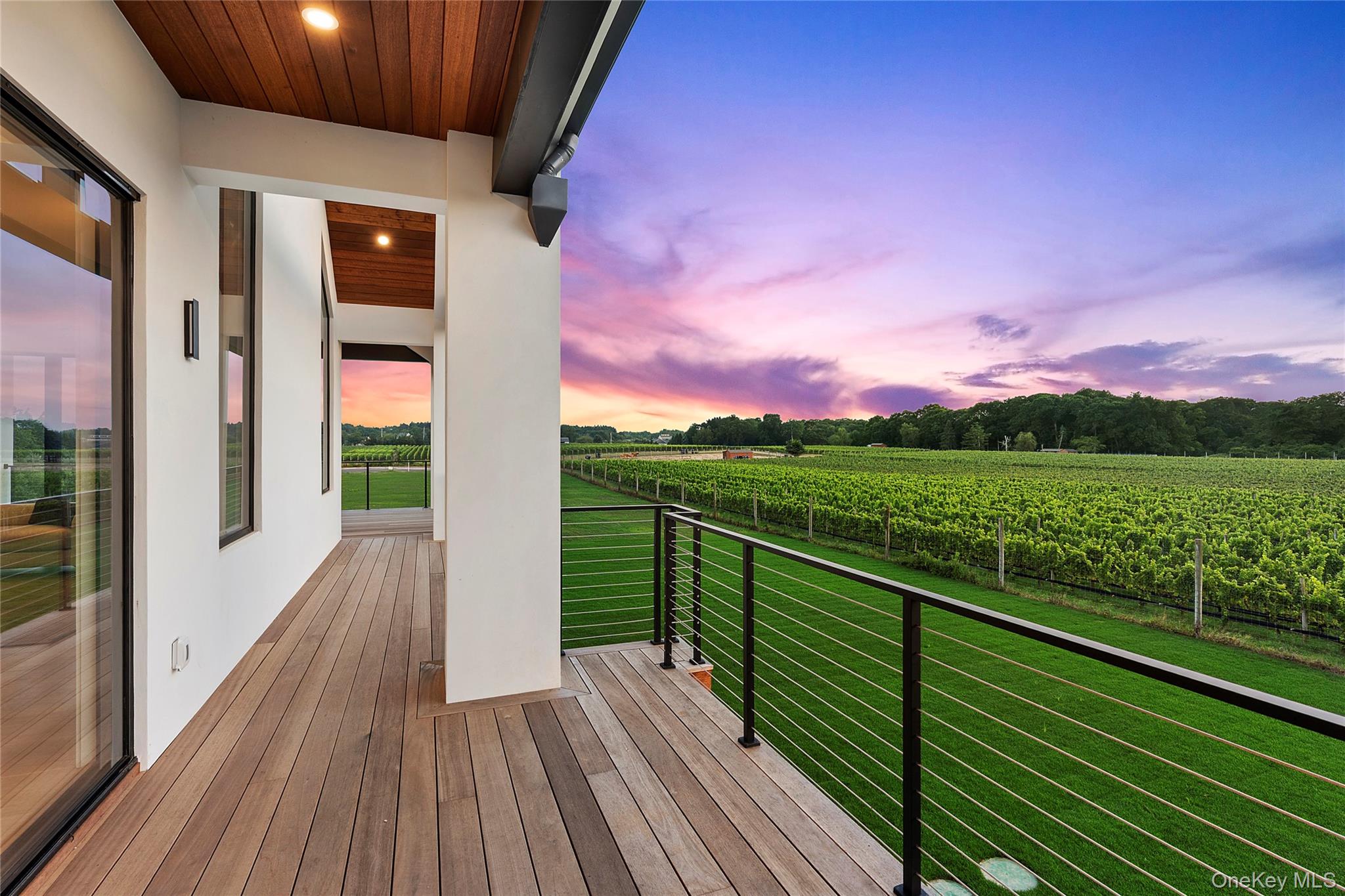 19620 Soundview Avenue Southold, NY 11971 - Photo 3 of 28