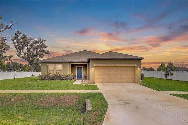 $429,900 | 806 Highgate Oaks Place, Seffner, FL 33584