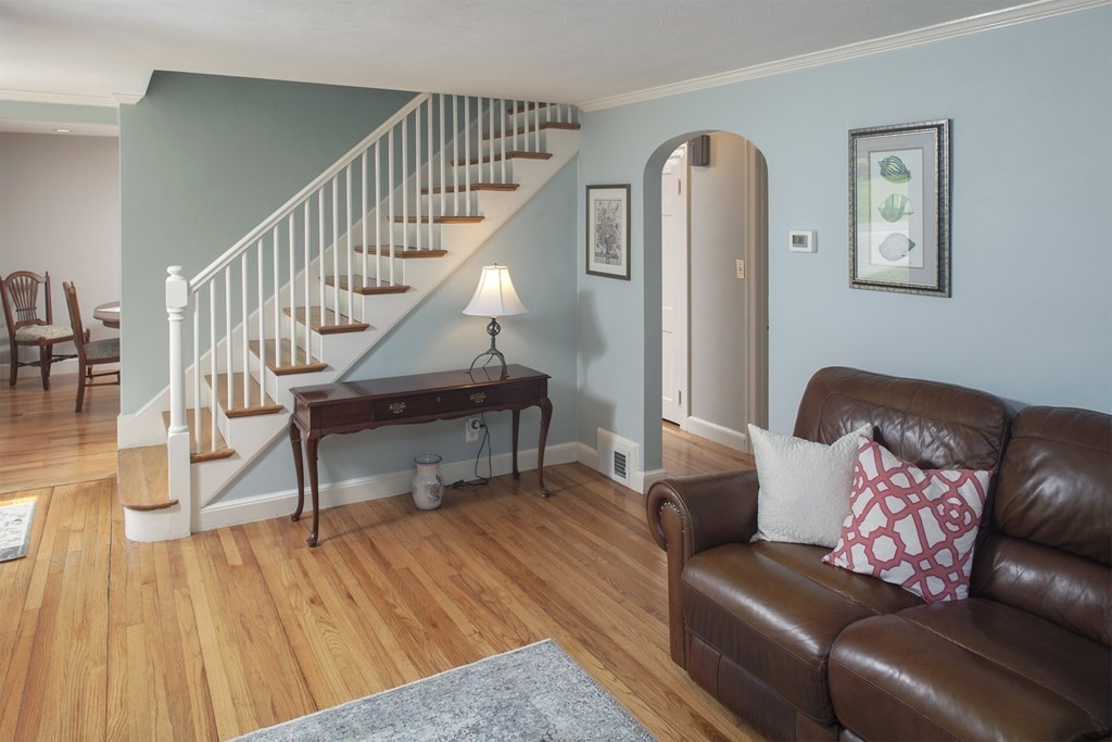 15 Governor Andrew Road Hingham, MA 02043 - Photo 19 of 30 Gallery Image 19
