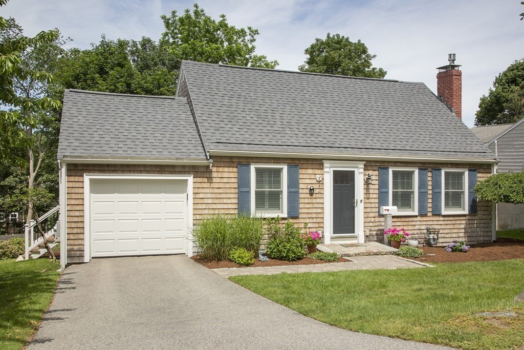 15 Governor Andrew Road Hingham, MA 02043 - Photo 2 of 30 Gallery Image 2