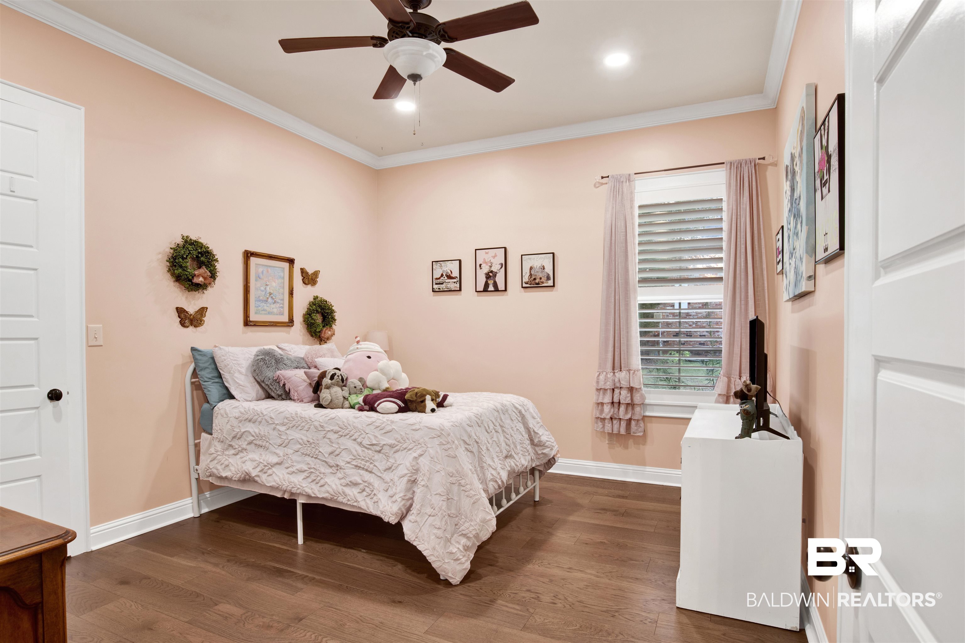 11116 Redfern Road Daphne, AL 36526 - Photo 30 of 46 Bedroom featuring ornamental molding, dark wood-type flooring, ceiling fan, and recessed lighting