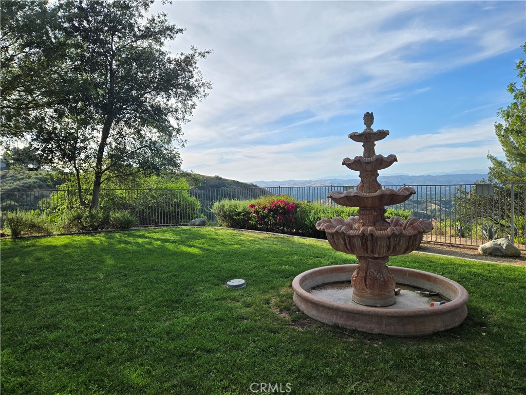 1113 Mohawk Topanga, CA 90290 - Photo 31 of 35