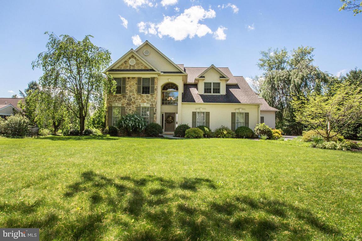 1432 Eden Road Lancaster, PA 17601 - Photo 3 of 88