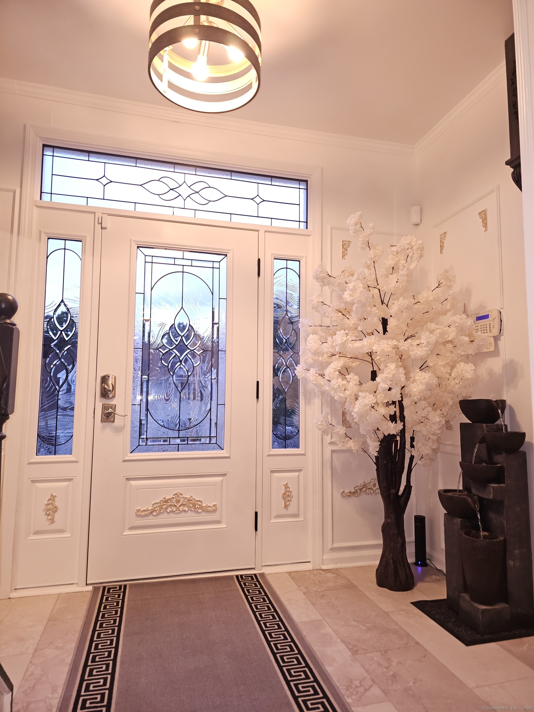 a view of a entryway of the house