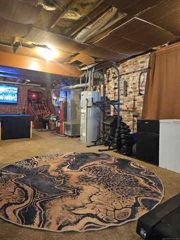 a view of a yard and front view of a house