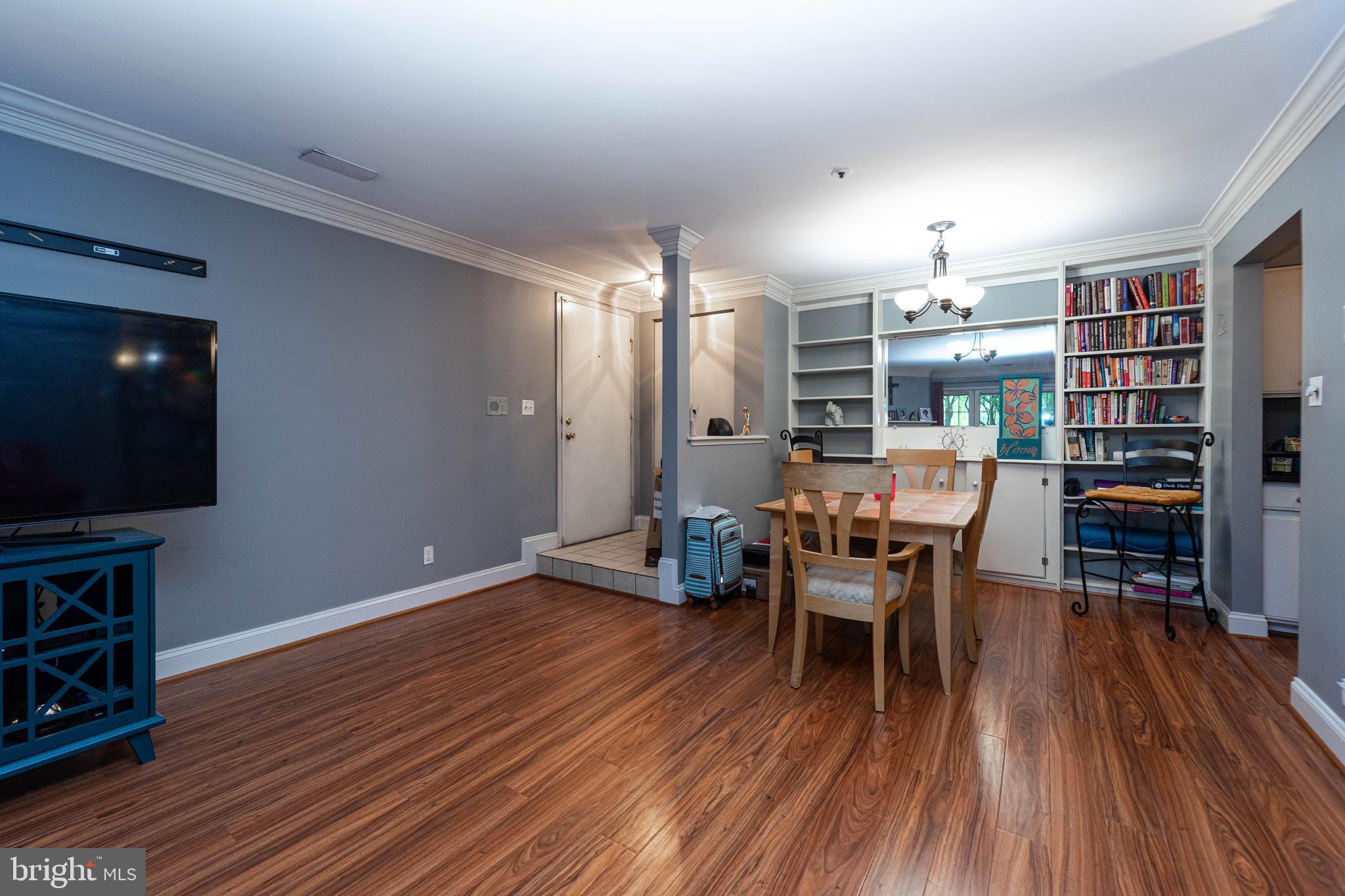 4926 Columbia Road, Unit 2 74 Columbia, MD 21044 - Photo 8 of 26 Foyer and Dining Room