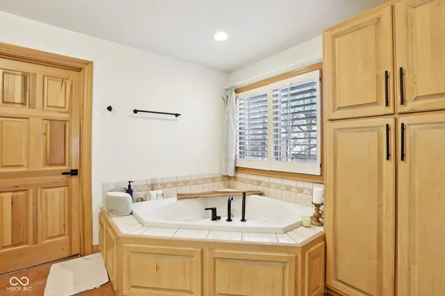 $949,900 | 11730 Windpointe Pass, Carmel, IN 46033