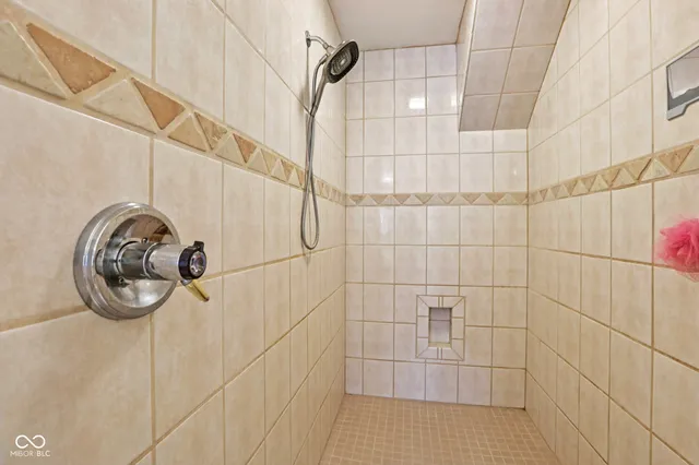 $949,900 | 11730 Windpointe Pass, Carmel, IN 46033