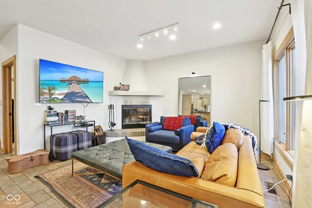 $949,900 | 11730 Windpointe Pass, Carmel, IN 46033