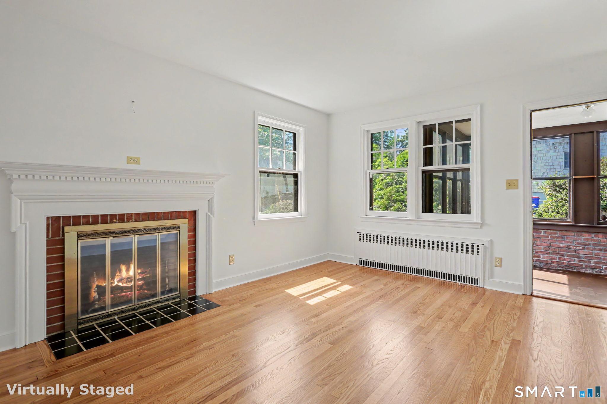 312 Bennett Street Fairfield, CT 06825 - Photo 9 of 40