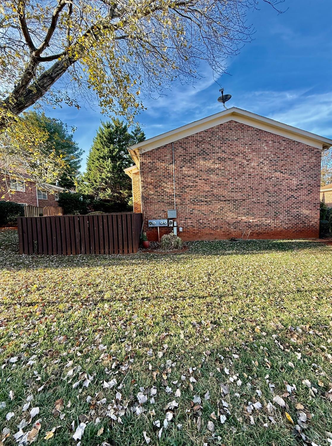3101 Link Road, Unit 36 Lynchburg, VA 24503 - Photo 34 of 39 a view of a backyard with wooden fence