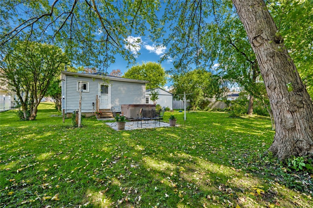 135 Doncaster Road Brighton, NY 14623 - Photo 18 of 19 Gallery Image 18