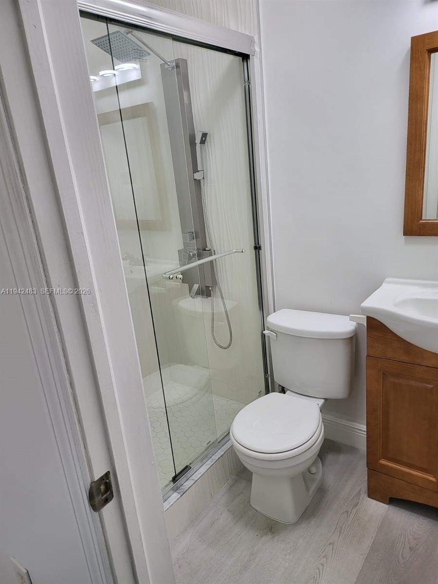 2330 Southwest 31st Avenue Miami, FL 33145 - Photo 13 of 17