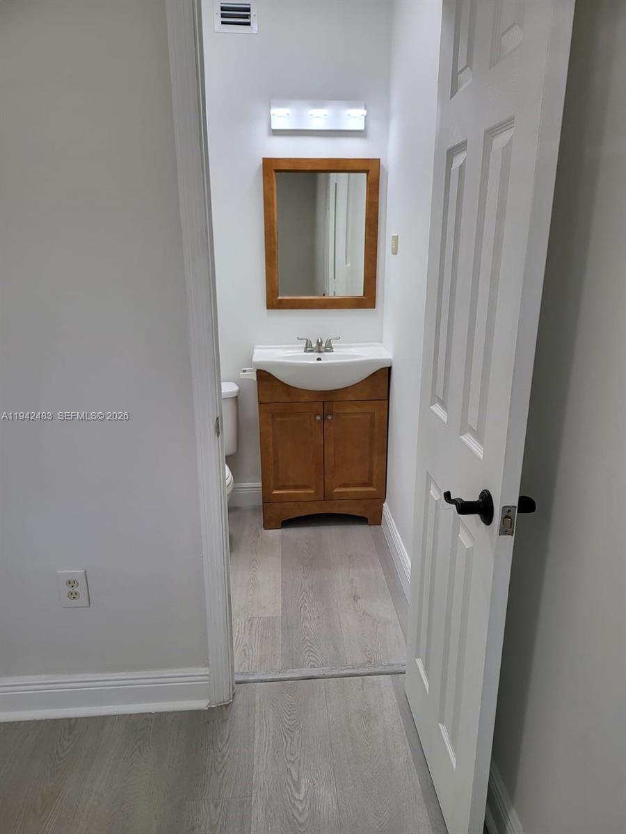 2330 Southwest 31st Avenue Miami, FL 33145 - Photo 14 of 17