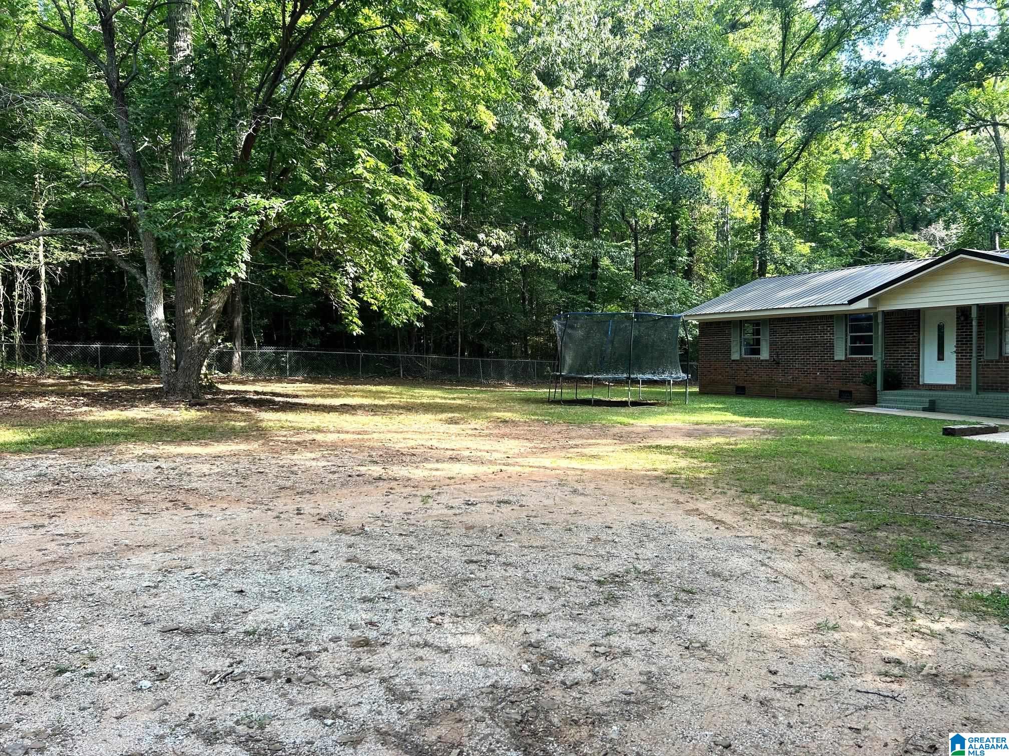 156 Scenic Road Jacksonville, AL 36265 - Photo 3 of 24
