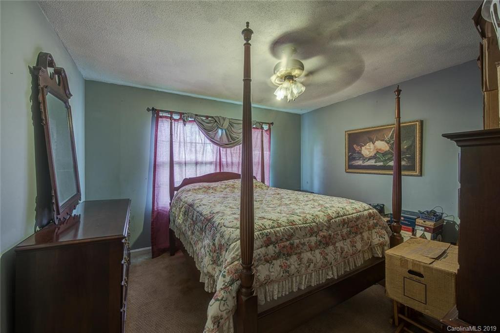 3521 Linwood Road Gastonia, NC 28052 - Photo 16 of 25 Gallery Image 16