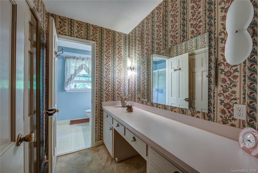 3521 Linwood Road Gastonia, NC 28052 - Photo 17 of 25 Gallery Image 17