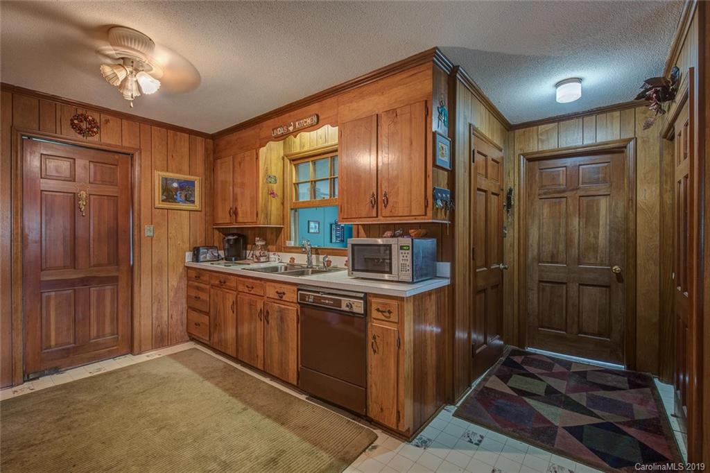 3521 Linwood Road Gastonia, NC 28052 - Photo 8 of 25 Gallery Image 8