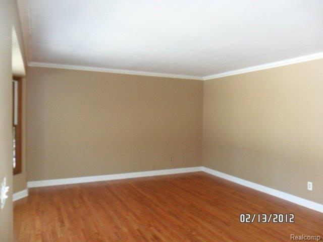 6270 East Dean Road Howell, MI 48855 - Photo 2 of 12 SAM_1162.JPG