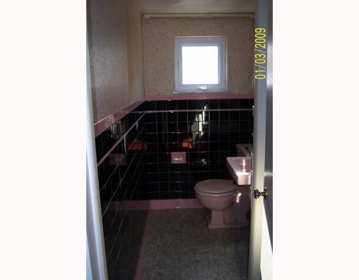 509 Sceneridge Road Liberty, PA 15133 - Photo 8 of 8 Other. Upstairs - half bath