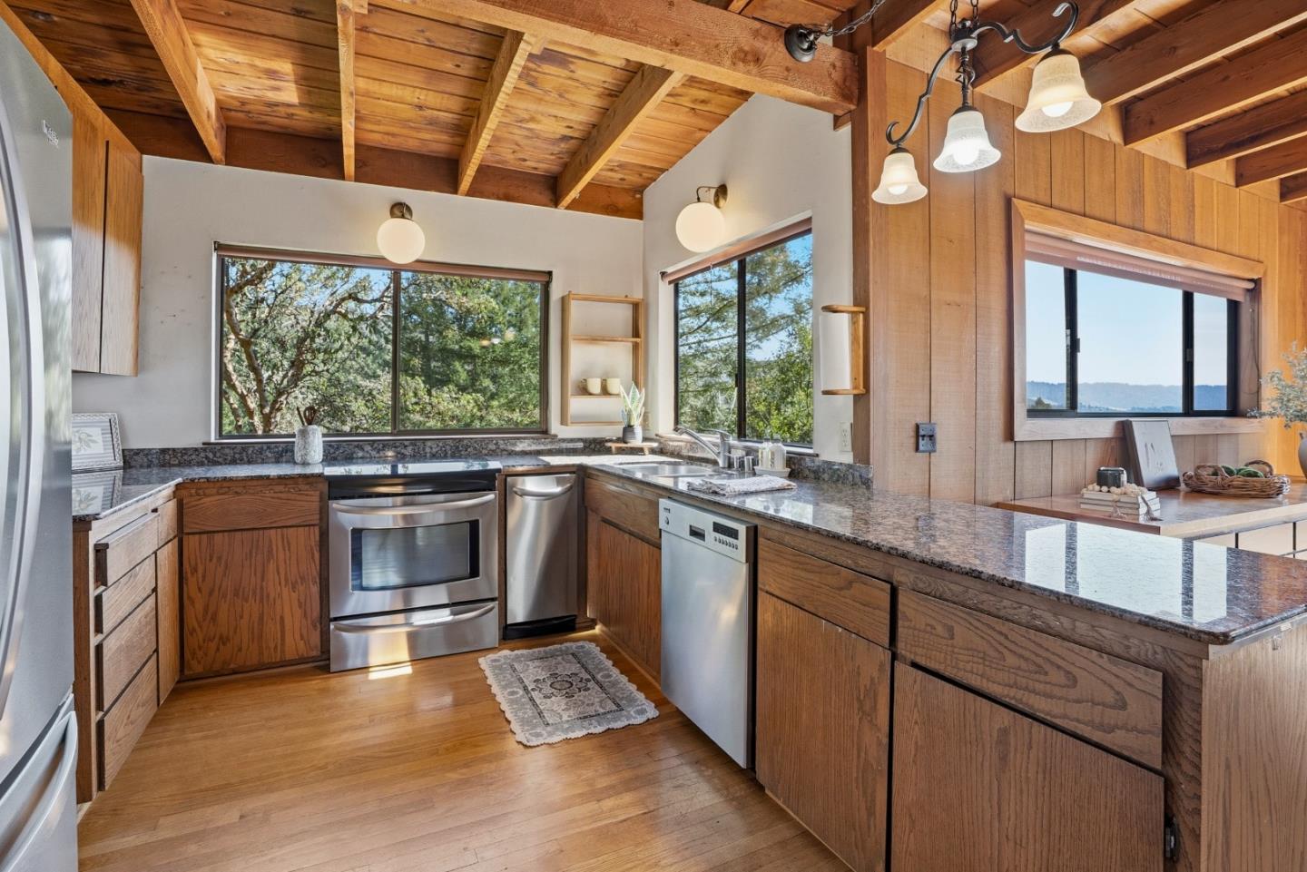 630 Caudill Road Watsonville, CA 95076 - Photo 7 of 59