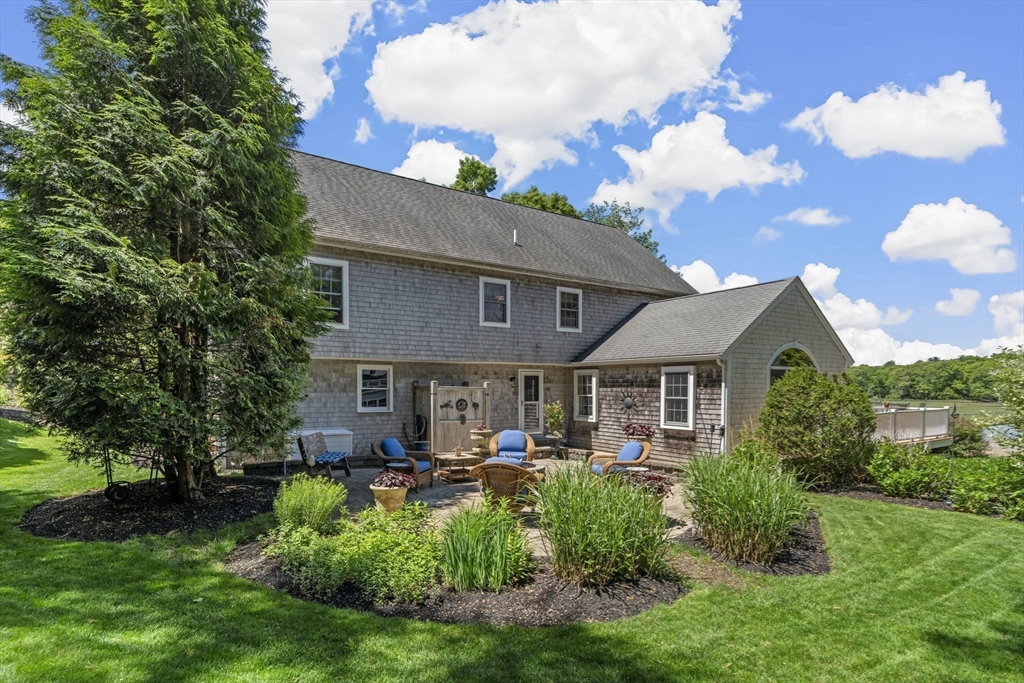 102 Riverside Circle Marshfield, MA 02050 - Photo 34 of 42