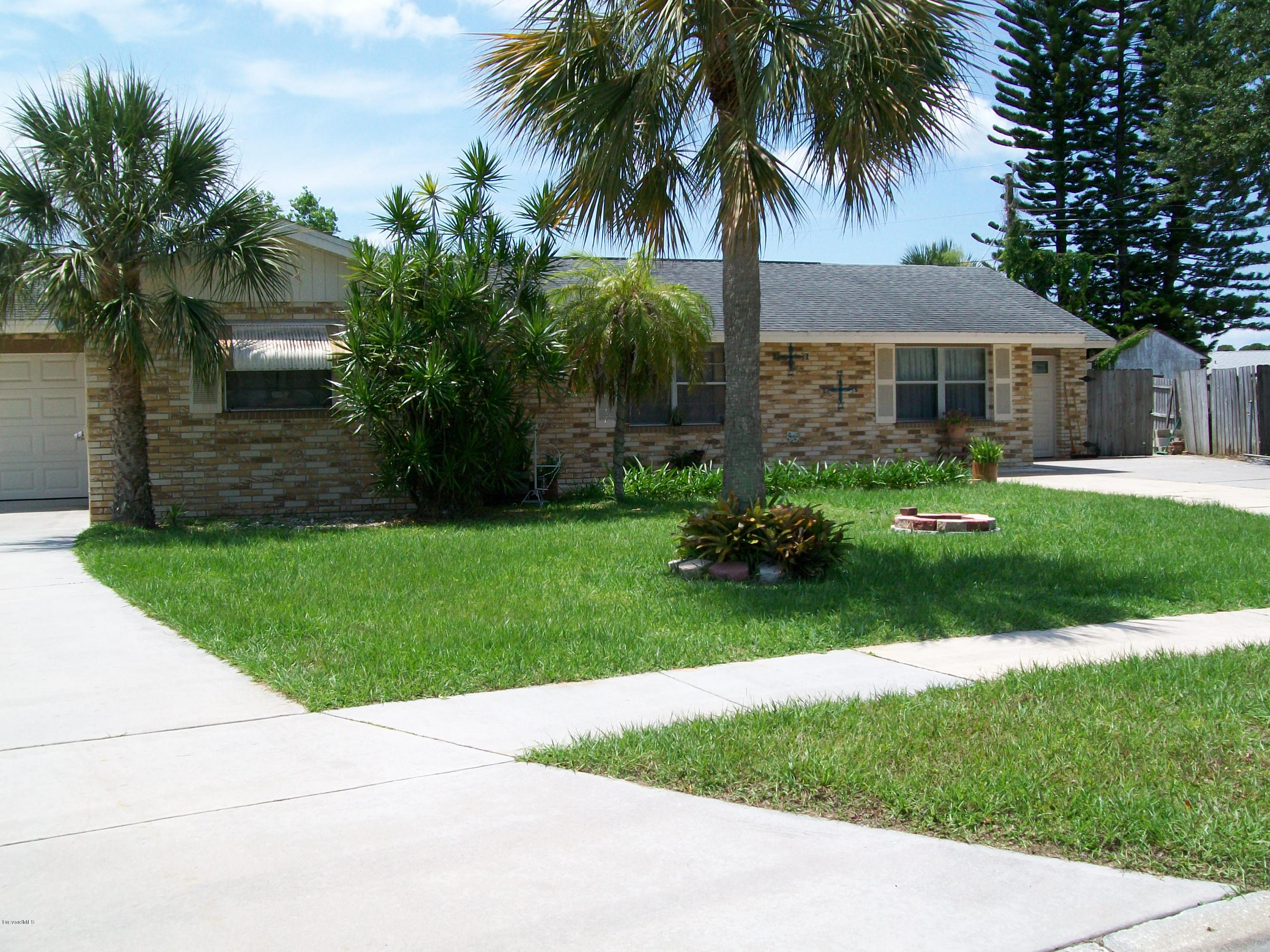 2777 Rheims Avenue Melbourne, FL 32935 - Photo 1 of 20 2777 rheims 007