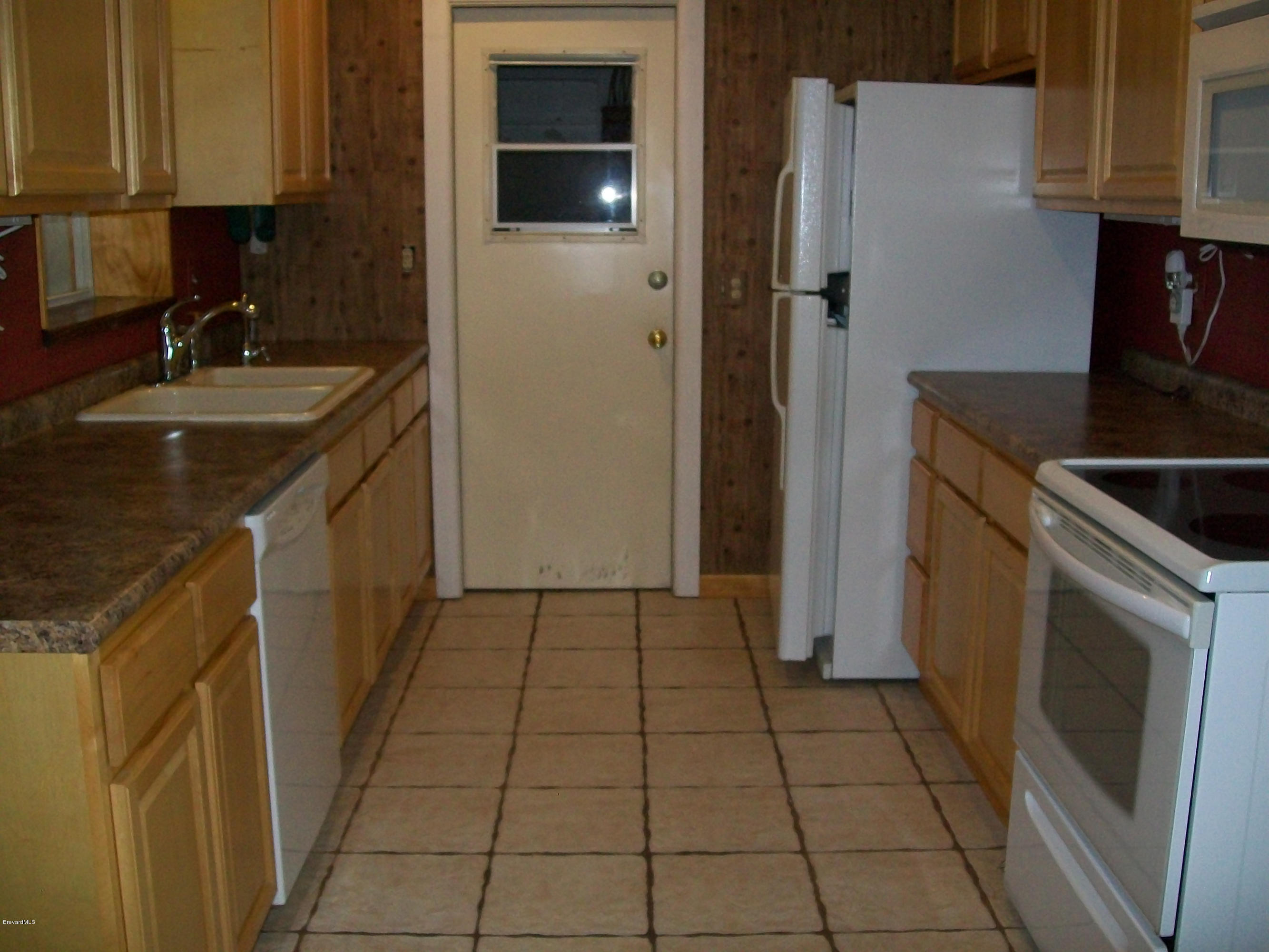 2777 Rheims Avenue Melbourne, FL 32935 - Photo 2 of 20 kitchen 1