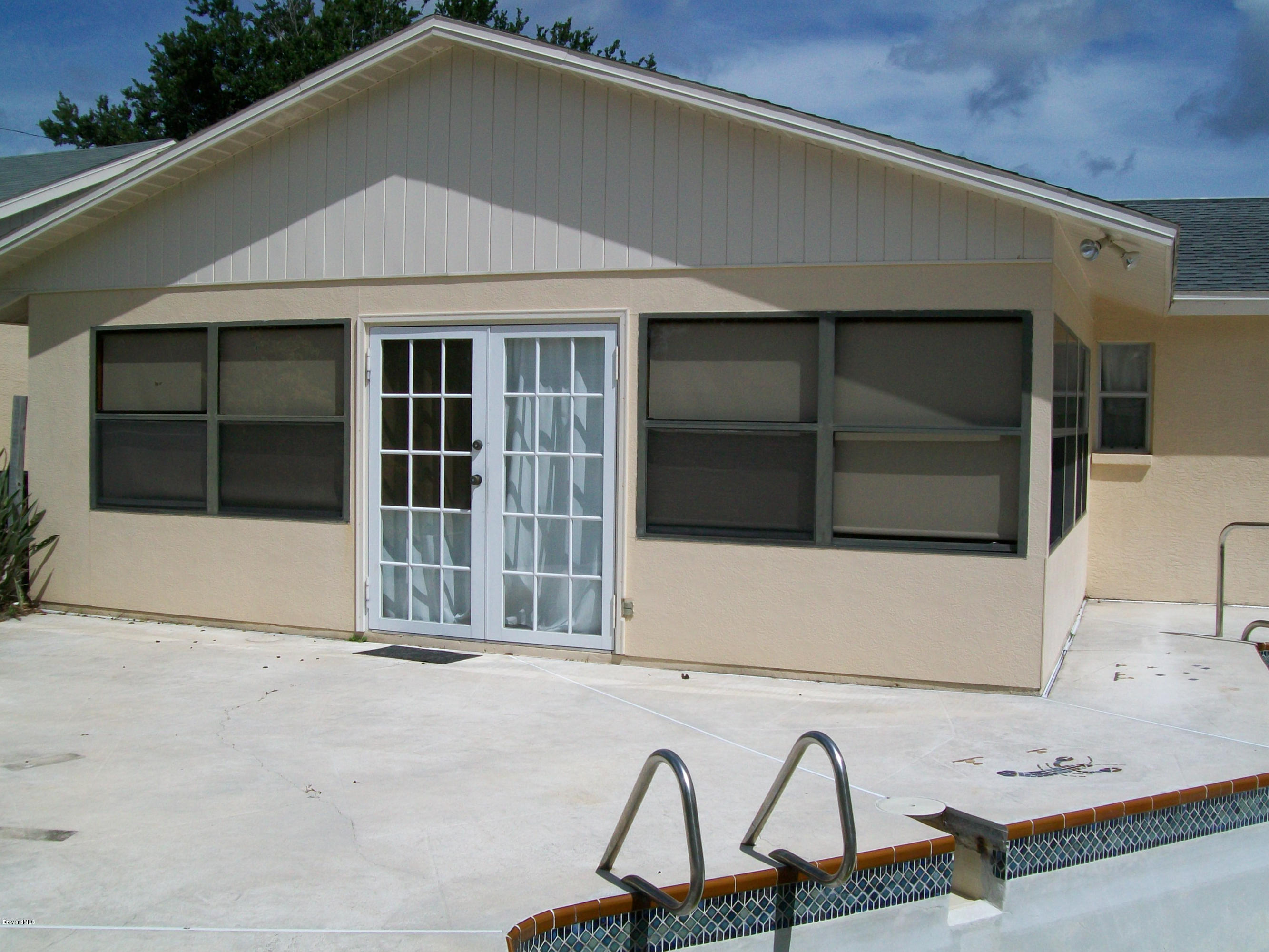 2777 Rheims Avenue Melbourne, FL 32935 - Photo 16 of 20 rear of home