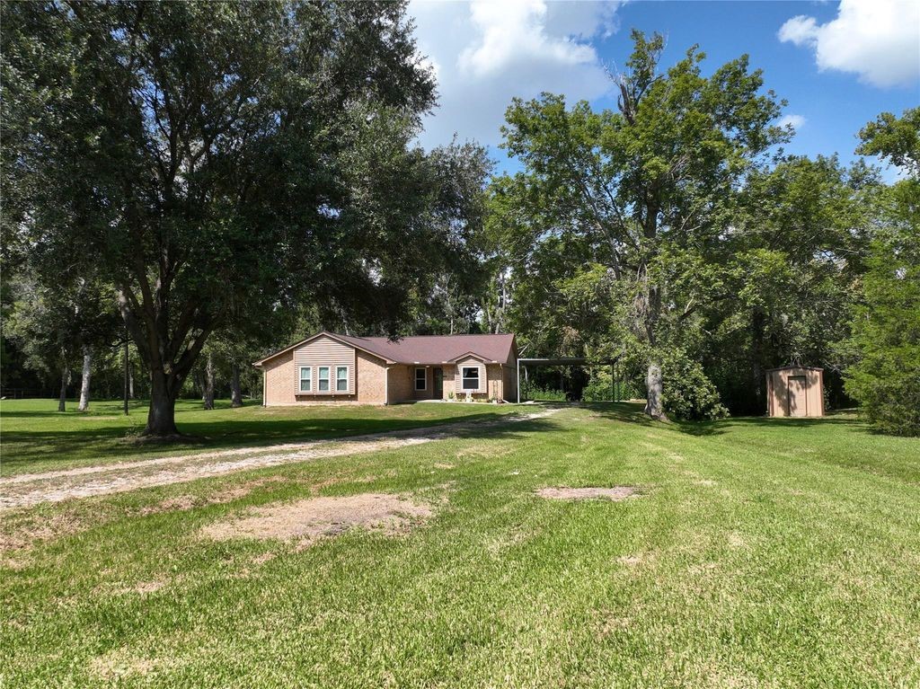 9308 Acorn Drive Manvel, TX 77578 - Photo 2 of 31