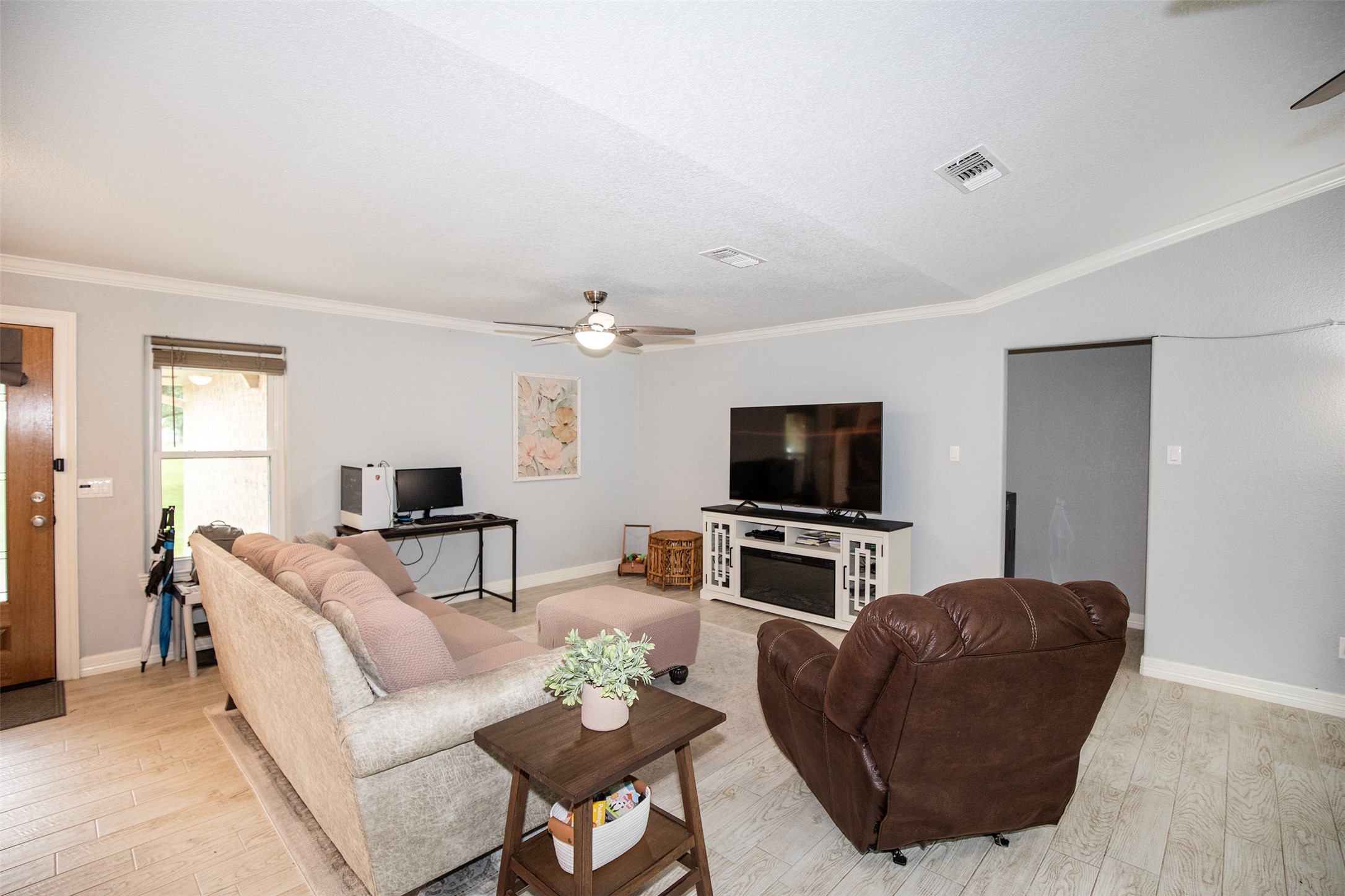 9308 Acorn Drive Manvel, TX 77578 - Photo 5 of 31