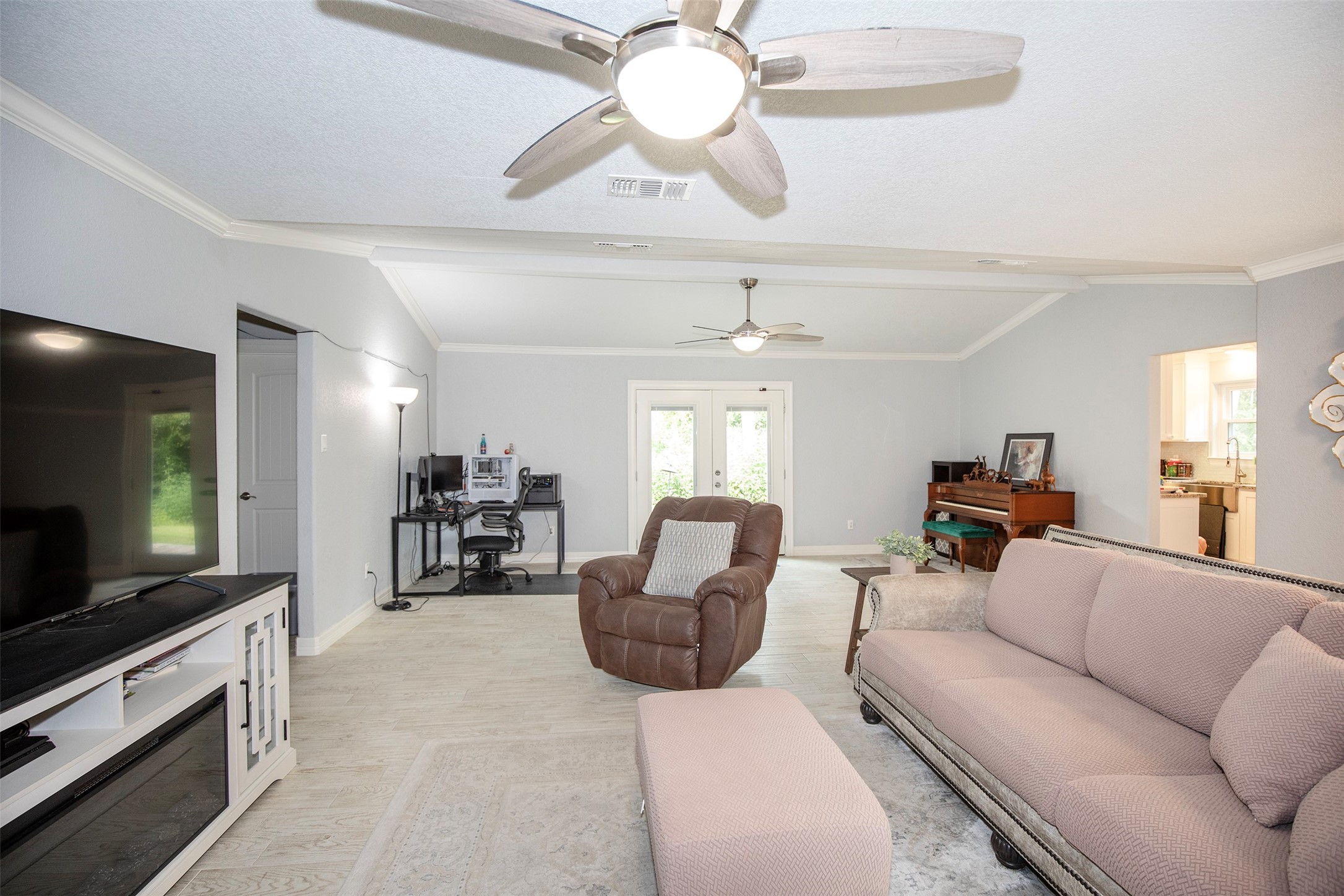 9308 Acorn Drive Manvel, TX 77578 - Photo 6 of 31