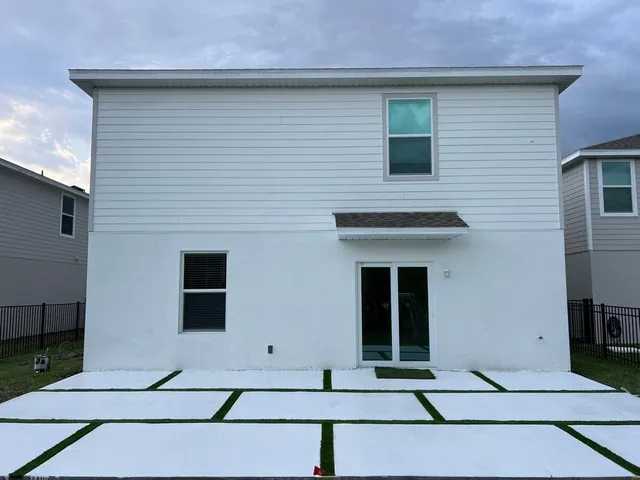 a view of entrance of the house