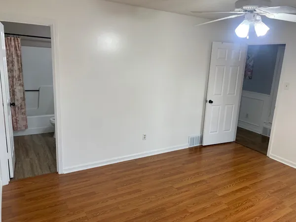 $1,400 | 5545 Oak Branch Circle North, Bartlett, TN 38135