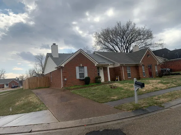 $1,400 | 5545 Oak Branch Circle North, Bartlett, TN 38135