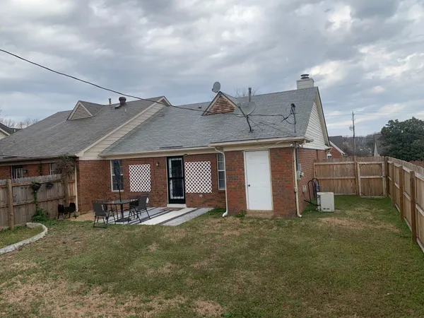 $1,400 | 5545 Oak Branch Circle North, Bartlett, TN 38135