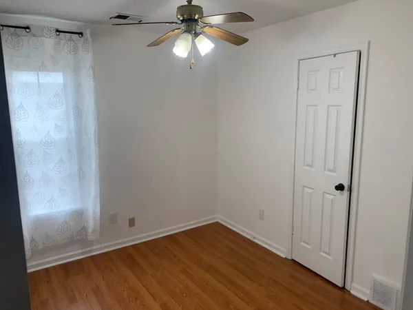 $1,400 | 5545 Oak Branch Circle North, Bartlett, TN 38135