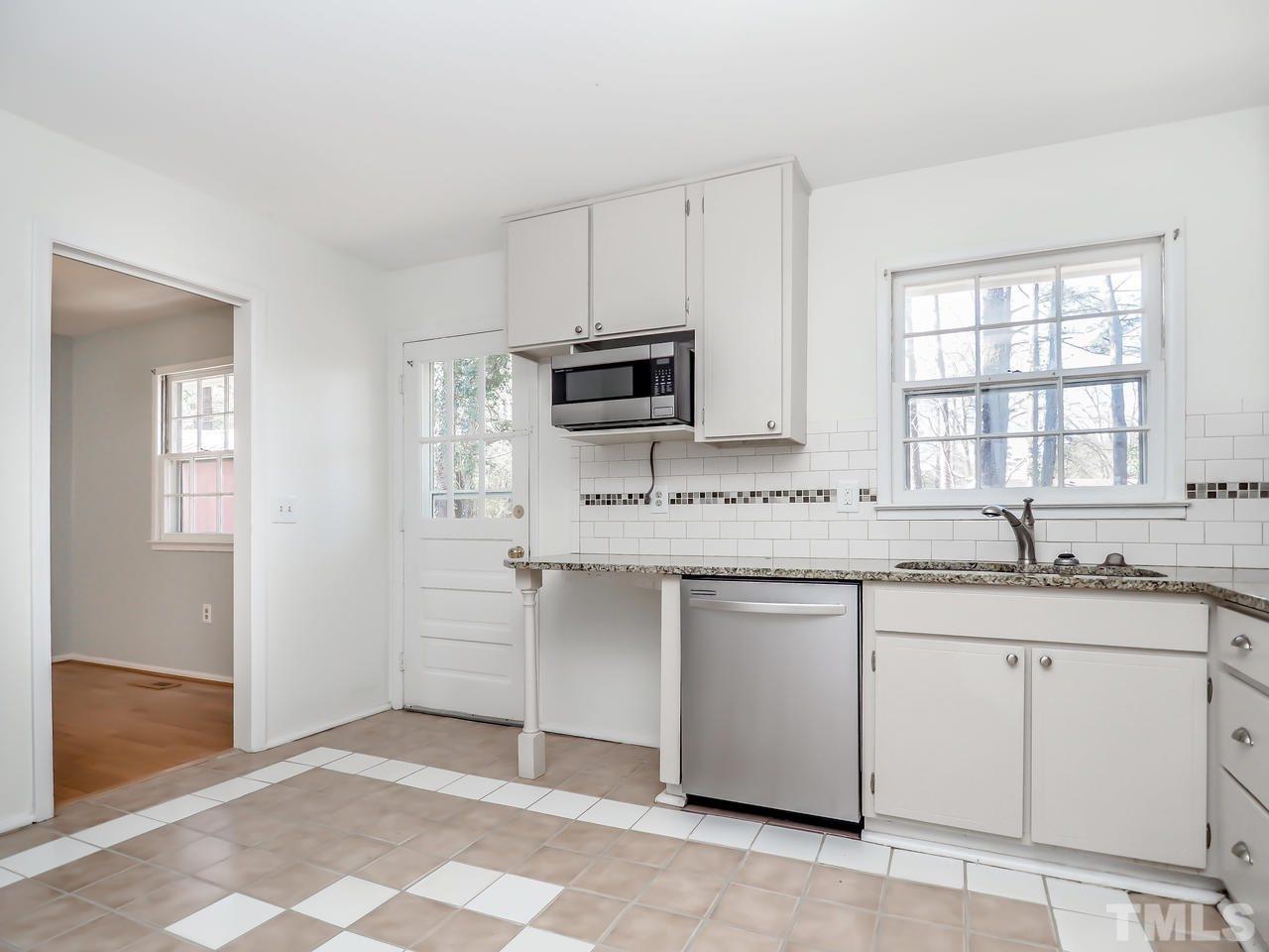 809 Buckle Court Raleigh, NC 27609 - Photo 11 of 30 Gallery Image 11
