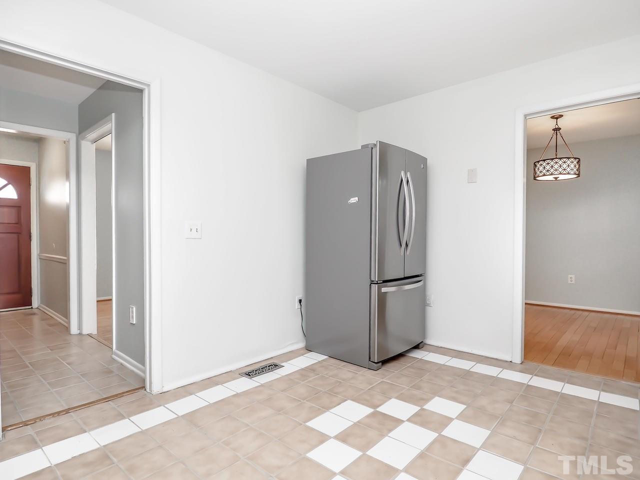 809 Buckle Court Raleigh, NC 27609 - Photo 12 of 30 Gallery Image 12