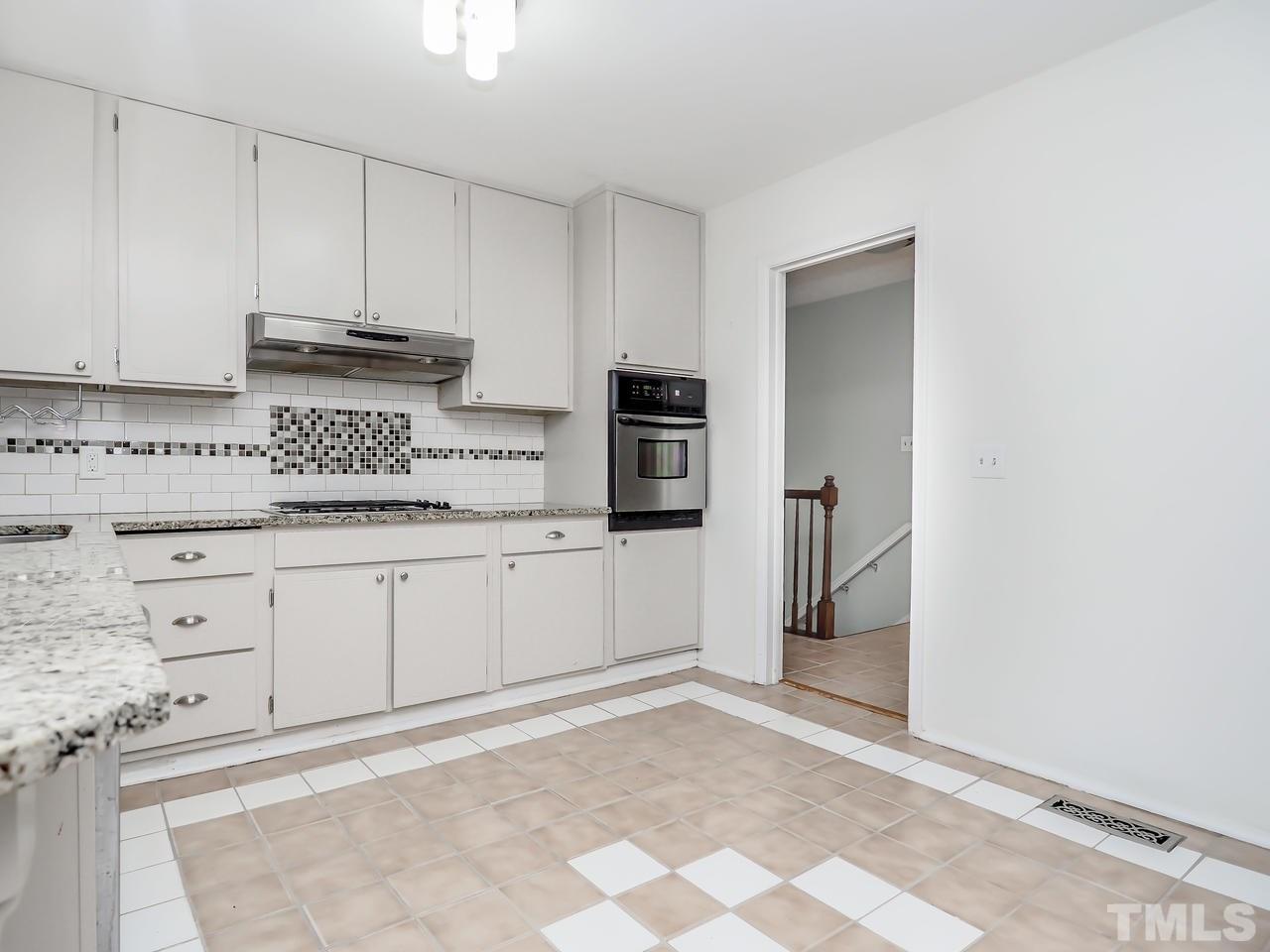 809 Buckle Court Raleigh, NC 27609 - Photo 13 of 30 Gallery Image 13